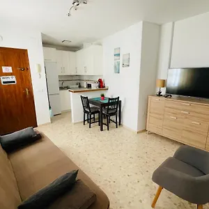 Junto A La Playa En El Centro De Conil, Con Aire Acondicionado Y Wifi Apartamento Conil De La Frontera